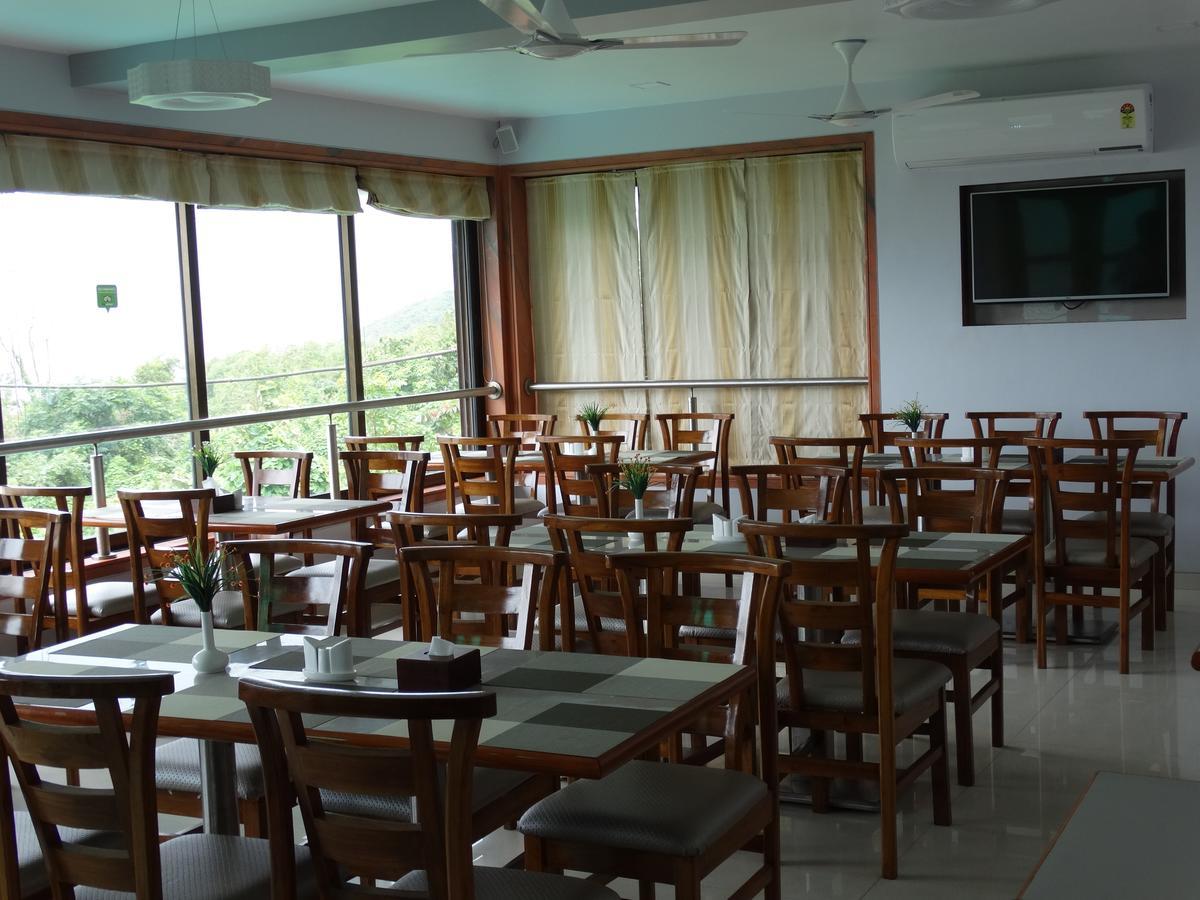 Abhishek Beach Resort And Spa Ganpatipule Kültér fotó
